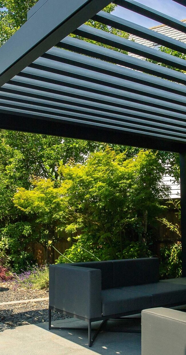 aluminium louvred pergola garden