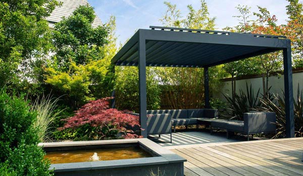 aluminium louvred pergola black